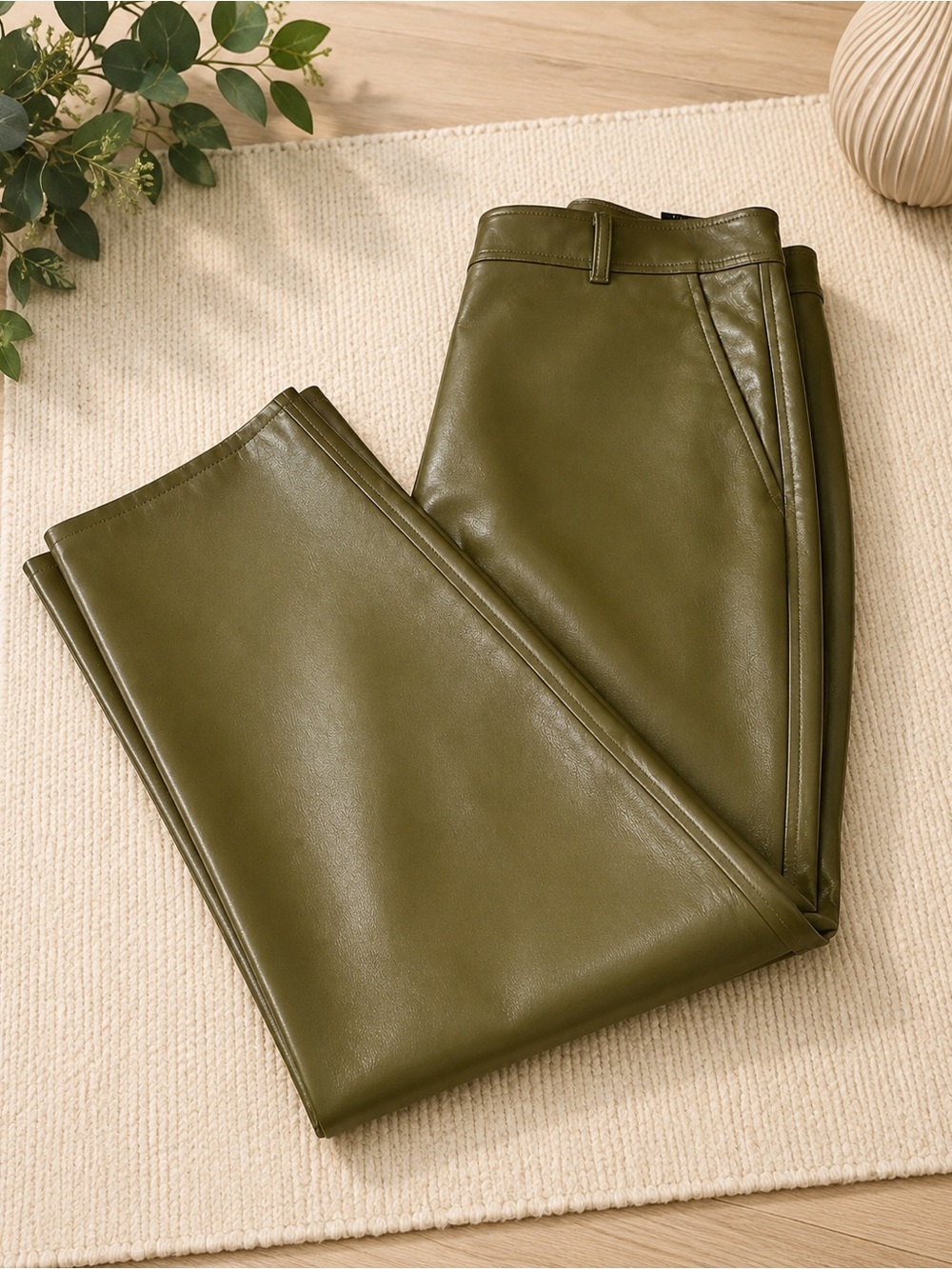 NWOT Aritzia Babaton Olive Faux Leather Wide Leg Pants Size 10